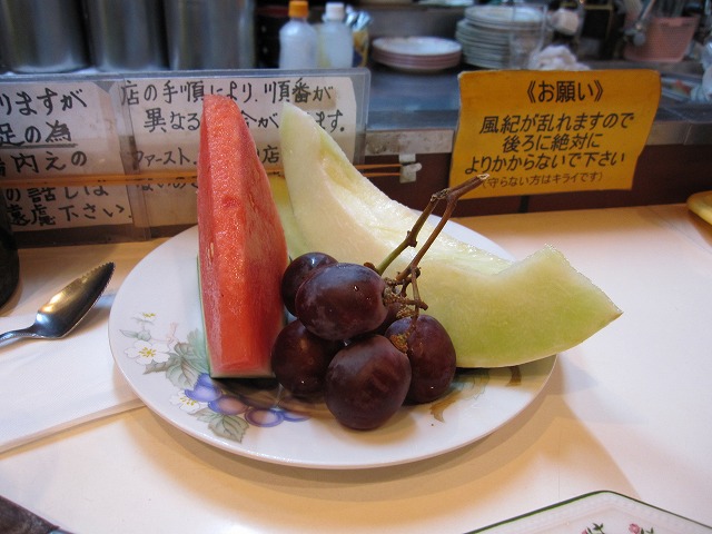 steakfuji07.jpg (84413 バイト)