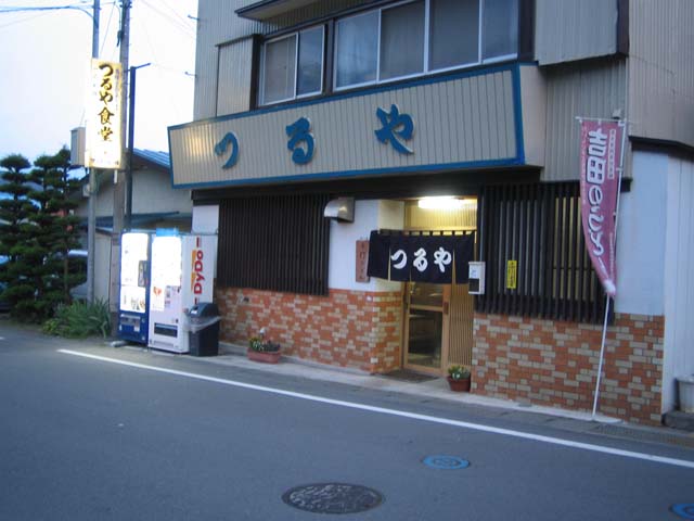 tsuruyasyokudo04.jpg (45790 oCg)