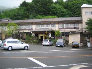 adachiyaryokan12.jpg (23769 バイト)
