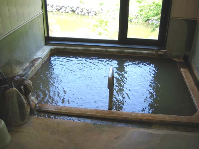 ryokantamanashi03.jpg (46500 バイト)