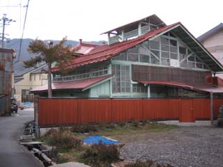 yamatoonsen06.jpg (21376 バイト)